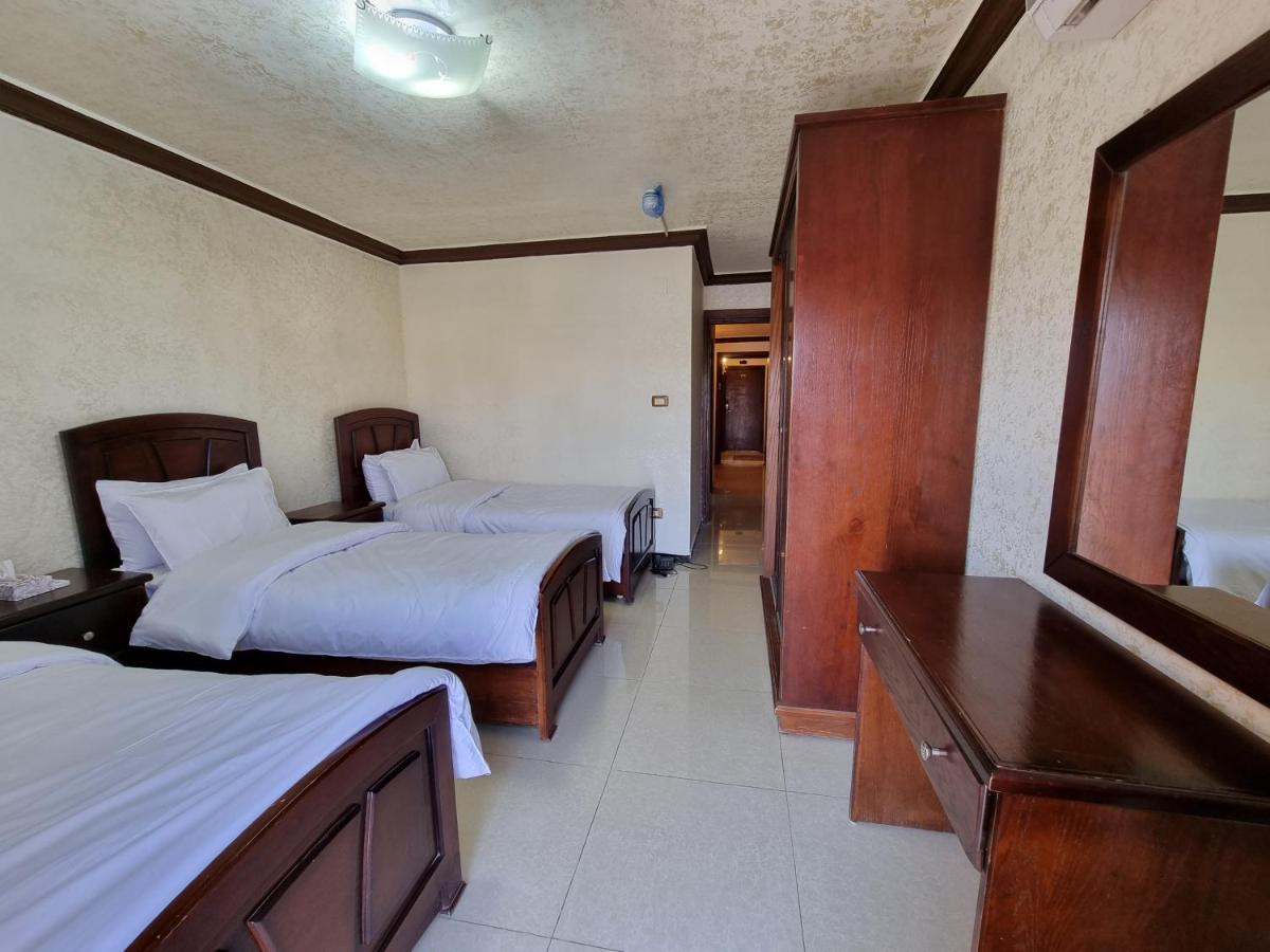 Nahas Plaza Aparthotel Irbid Kültér fotó