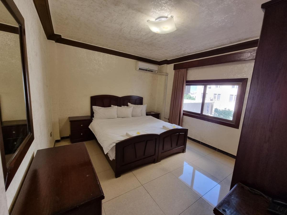 Nahas Plaza Aparthotel Irbid Kültér fotó